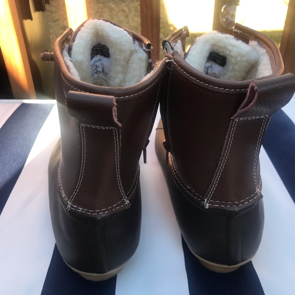 Serra Brown Boots - Picture 6 of 8